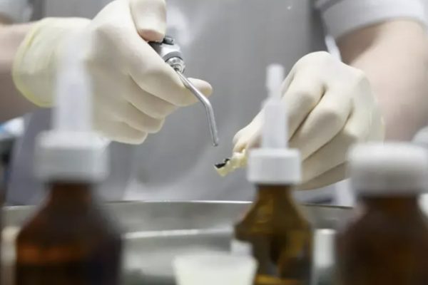 Белорусские специалисты приступили к разработке вакцины от зубного кариеса 