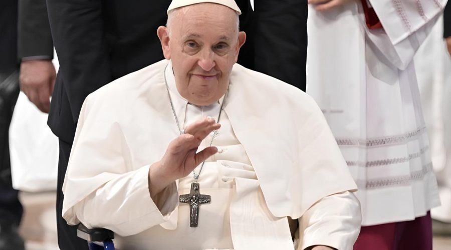 Умер папа римский Франциск