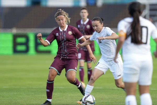 Девичья сборная Беларуси по футболу начала подготовку к турниру развития УЕФА