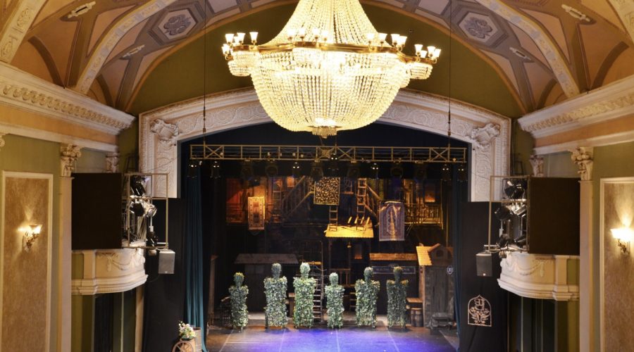 Белорусский спектакль имени Горького