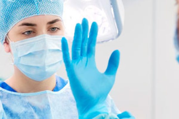 В США разработали имплант с живыми клетками для длительной доставки лекарств