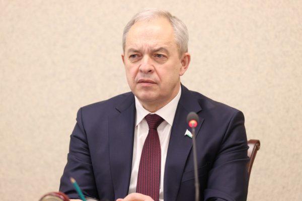 30-летие референдума 1995 года: укрепление суверенитета и международных связей