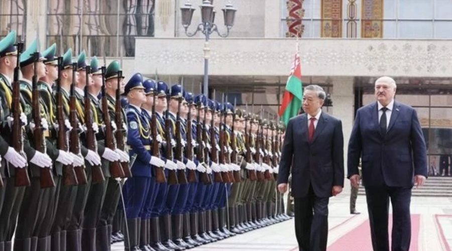 Лукашенко и То Лам