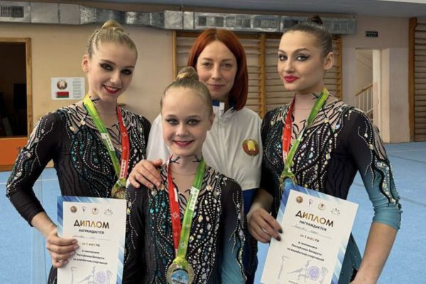Белорусские спортсмены взяли четыре золота на турнире по спортивной акробатике в Казахстане 