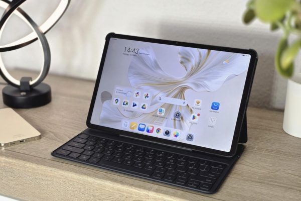 Беспроводные наушники HONOR CHOICE X5 Pro всего за 10 копеек при покупке новинки – HONOR Pad 10 в А1