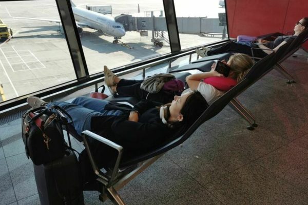 Пассажиров «Аэрофлота» с отмененных рейсов пересадят на самолеты «России» и «Победы»