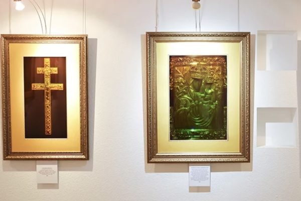 Медработники посетили выставку голограмм в «Высоком мѣсце»