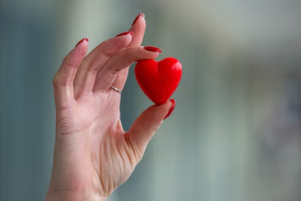 Самое время выбирать подарки со скидками до 2400 рублей в А1