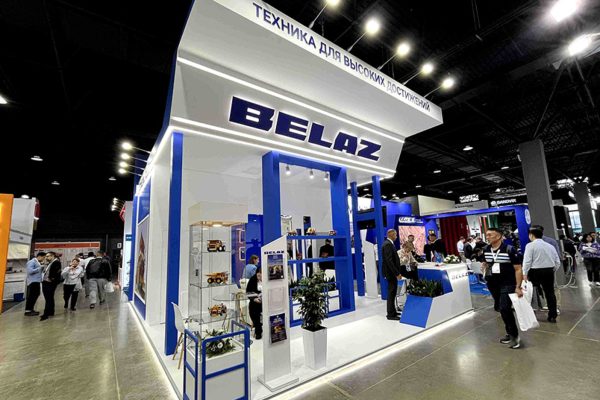 Выставка-ярмарка белорусских товаров открылась на Тверской площади в Москве