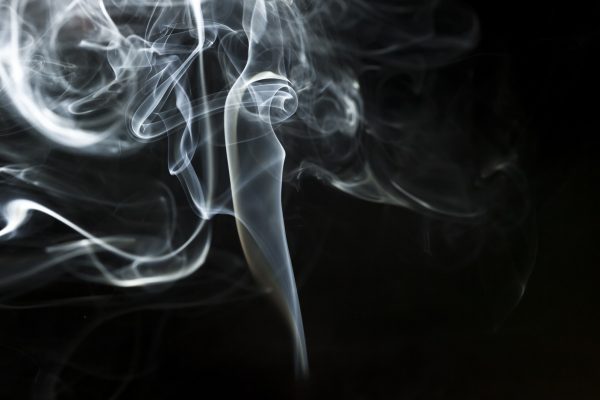 Сигаретный дым и инсульт: как курение влияет на сердечно-сосудистую систему