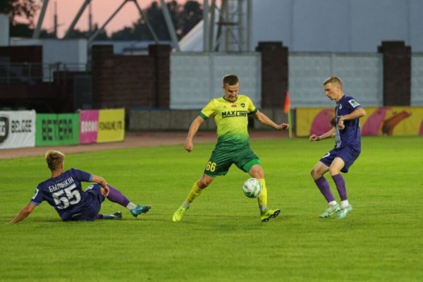 «МЛ Витебск» обыграл «Витебск» и увеличил отрыв в таблице