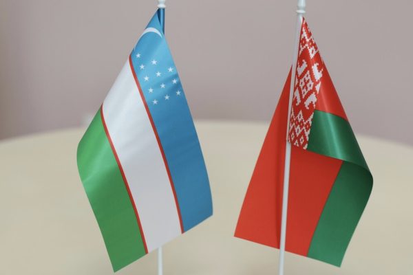 Беларусь и Узбекистан намерены вывести отношения на уровень стратегического партнерства