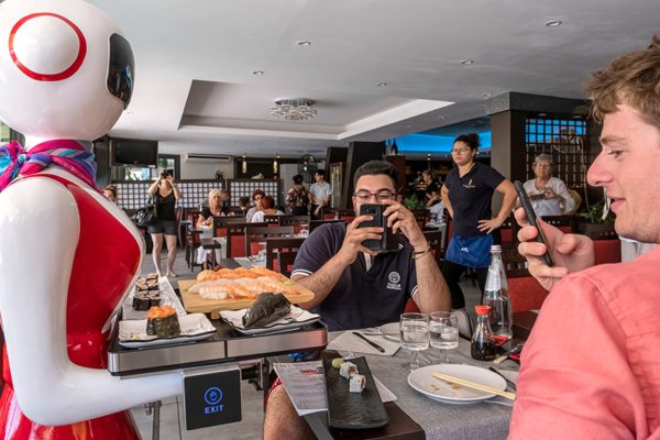 Китайские рестораны переводят ключевые процессы на искусственный интеллект