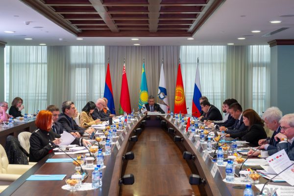 ЕЭК предложит странам ЕАЭС разноуровневый подход к общему финансовому рынку