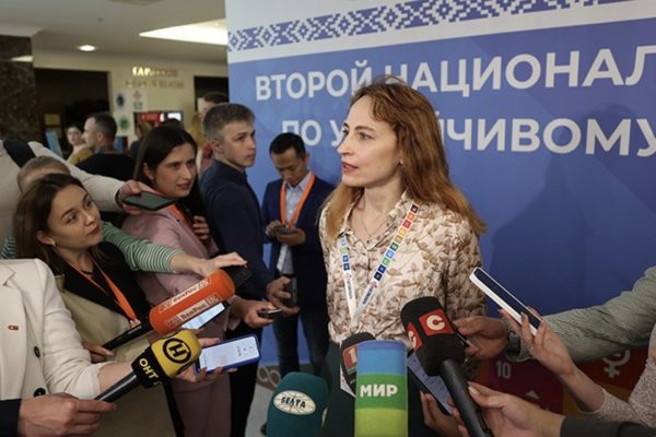 Елена Довгань заявила о негативном влиянии санкций на доступ к медикаментам и образованию