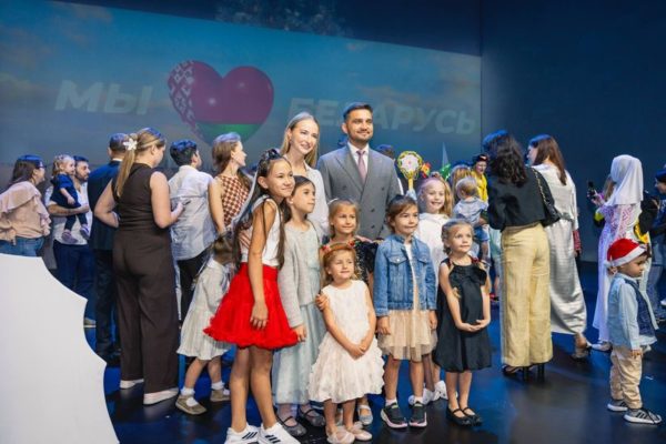 Предновогодний праздник для белорусов прошел в ОАЭ