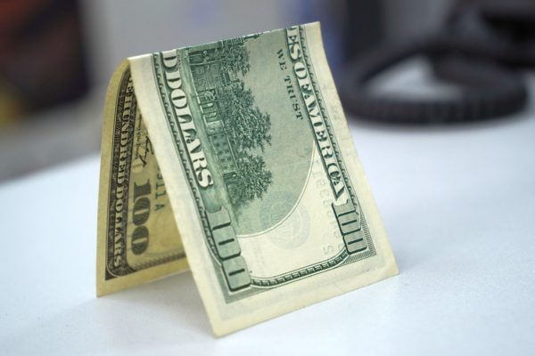 Предприятия Беларуси в ноябре 2025 года стали чистыми продавцами валюты