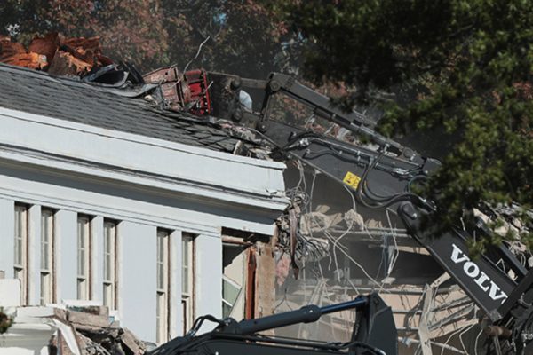 Строительство Национального исторического музея в Минске продолжается несмотря на морозы