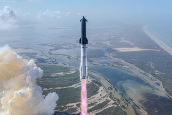 SpaceX провела испытательный полет Starship